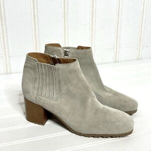 Aquatalia Charlotte Suede Weatherproof Booties 8.5 413